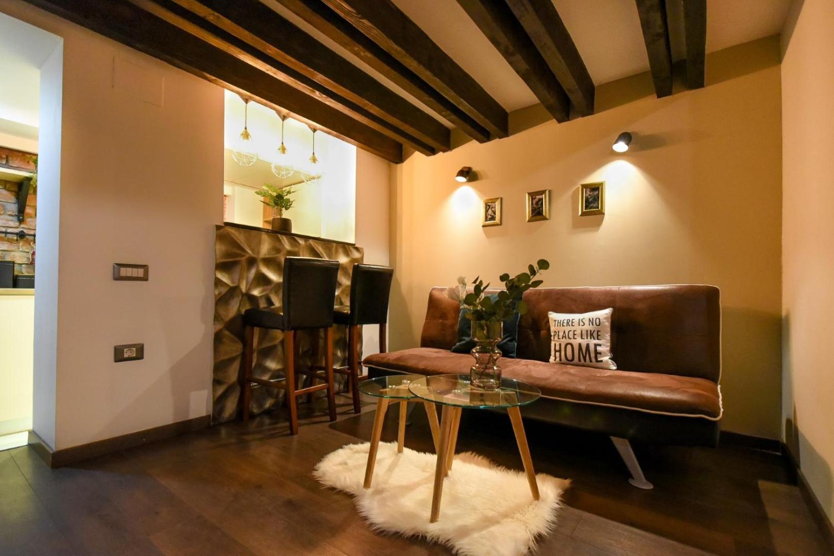 Central Comfort - Duplex-Style Studios On Regina Elisabeta Bukarest Exterior foto
